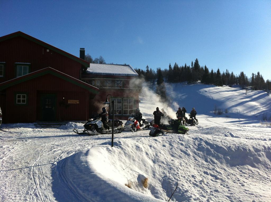 Saeterstad Gard Varntresk Buitenkant foto